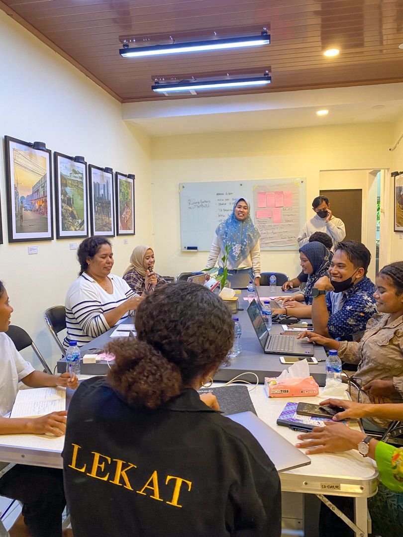 Pembekalan Tim Pengelola Pelatihan di Studio Lingkar Madani