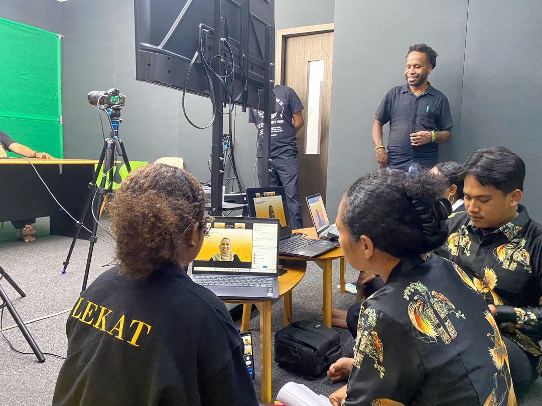 Pembekalan Tim Pengelola Pelatihan di Studio Lingkar Madani