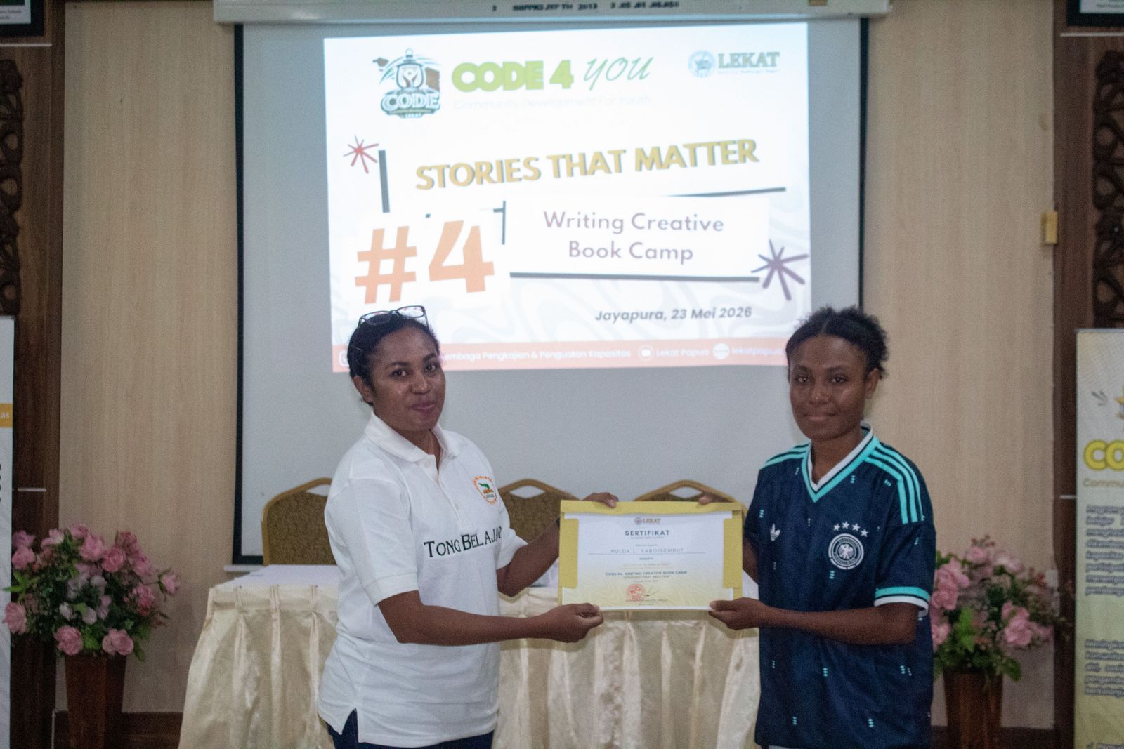 Code 4 You #4 Writing Creative Book: Stories That Matter