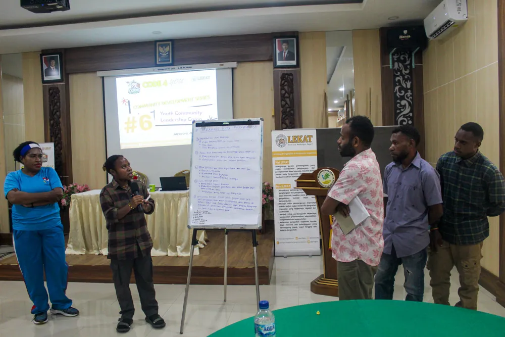 Code 4 You #6 Youth Community Leadership Camp: Lead from the Community